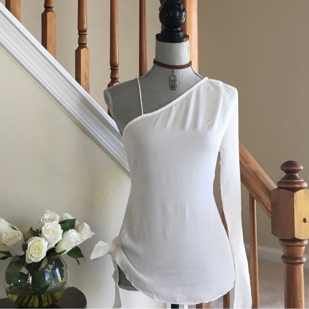 NWT Super Cute Single Sleeve
Blouse With Side Tie